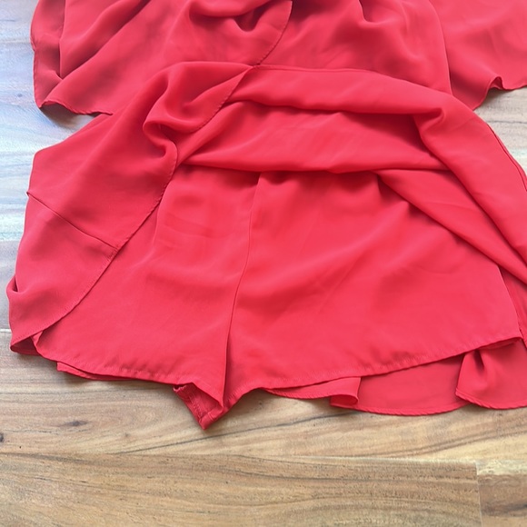 Show me your Mumu red romper - Picture 6 of 6